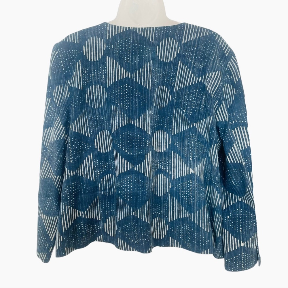 Eileen Fisher Hand Printed Indigo Blazer Jacket in Organic Cotton - Picture 3 of 9
